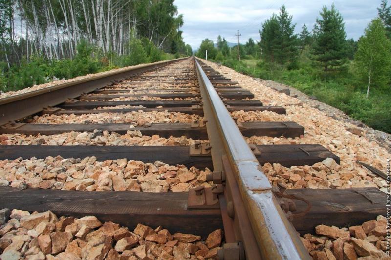 Шпалы как фундамент для теплицы