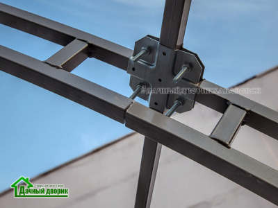 Теплица "Дачница Профи" 4*4м